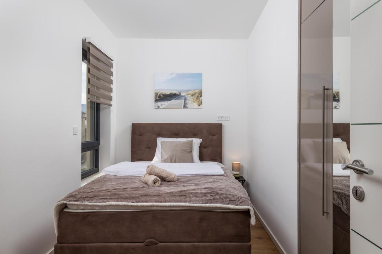 Apartment Top View With Balcony And Private Parking Fiume Esterno foto